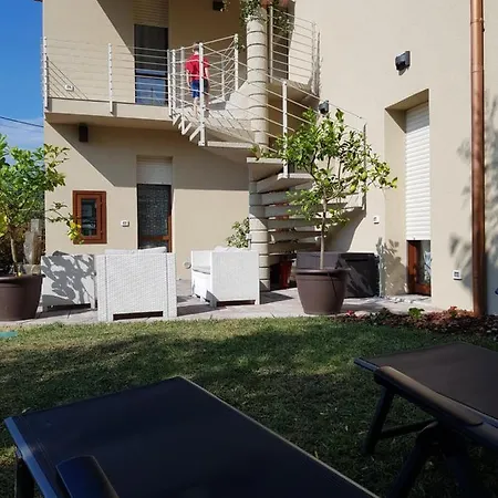 Casa Rocca Apartment *